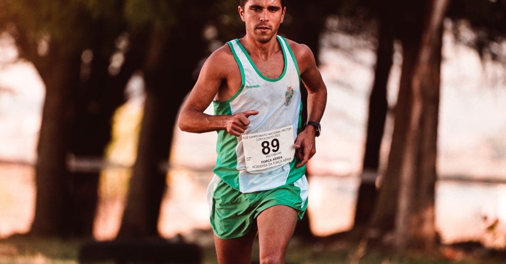 Ligamento Cruzado Anterior (LCA)