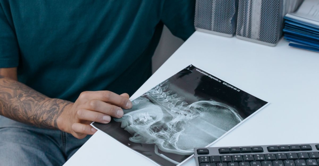 Condições sérias da coluna cervical
