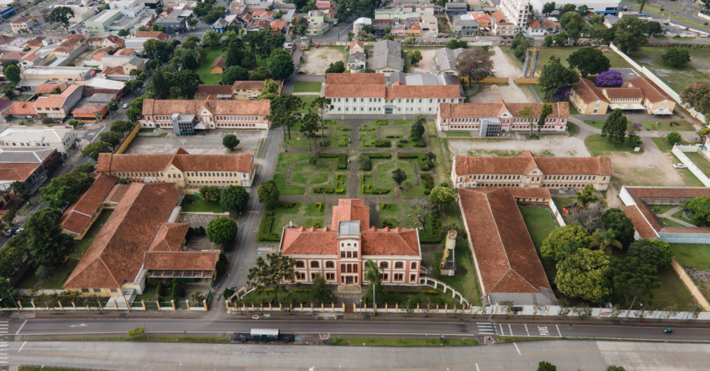 Prefeitura de Bento Gonçalves – RS abre inscrições para Concurso com mais de 100 vagas