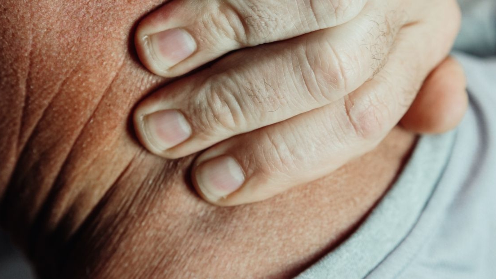 Sinal da Fóvea Ulnar: Teste Clínico para Dor no Punho